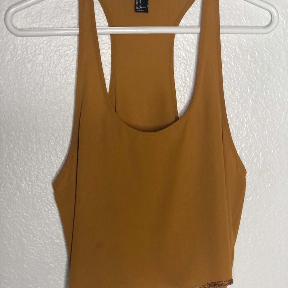 Crop top